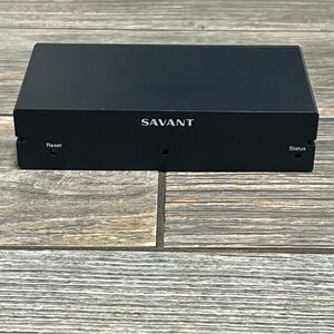 Savant SHR‑S2‑00 Rack S2 Host